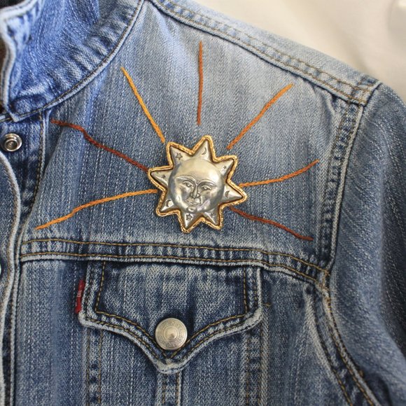 Hand Embroidered & Embellished Denim Levi Jacket - Picture 4 of 7